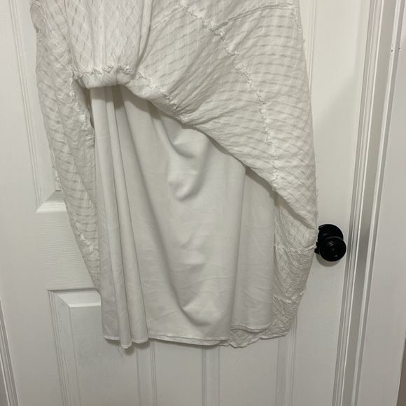 Summer midi length white skirt - Picture 4 of 4